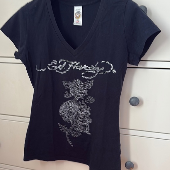 Ed Hardy Black V-Neck Women's Top - Picture 7 of 8